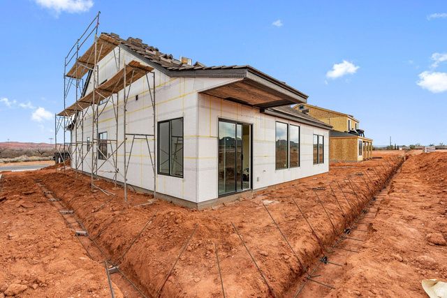 2401 PATRICIA DR, Santa Clara, UT 84765