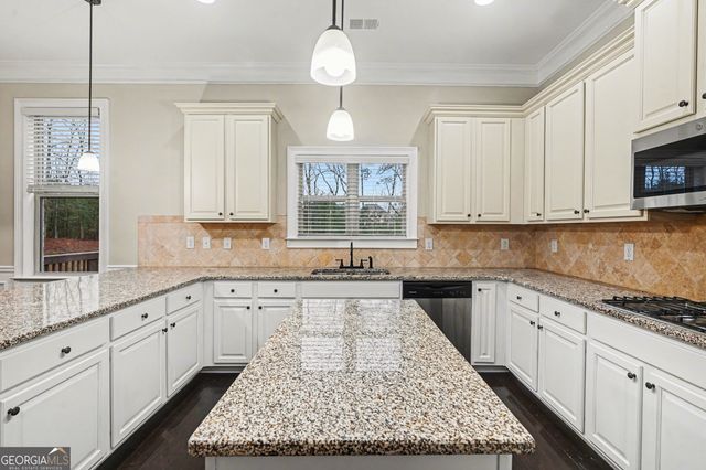 2324 Braunsroth Lane, Hampton, GA 30228