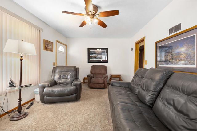 1429 5TH ST SW, Minot, ND 58701