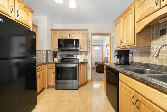 1429 5TH ST SW, Minot, ND 58701