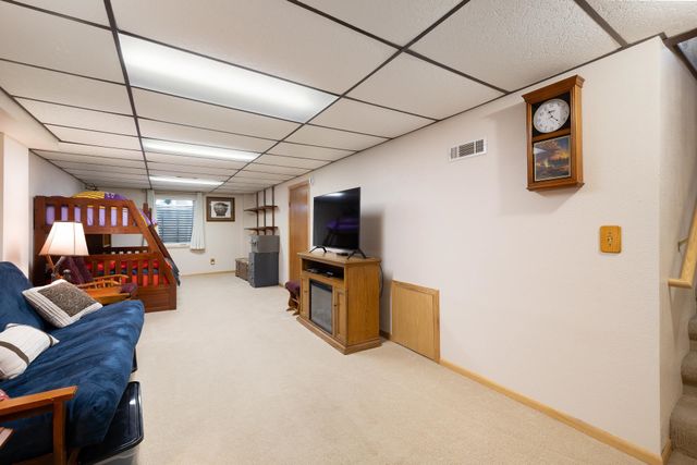 1429 5TH ST SW, Minot, ND 58701