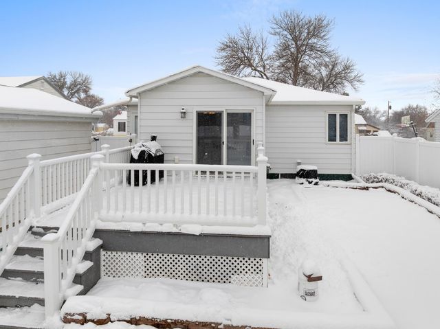 1429 5TH ST SW, Minot, ND 58701
