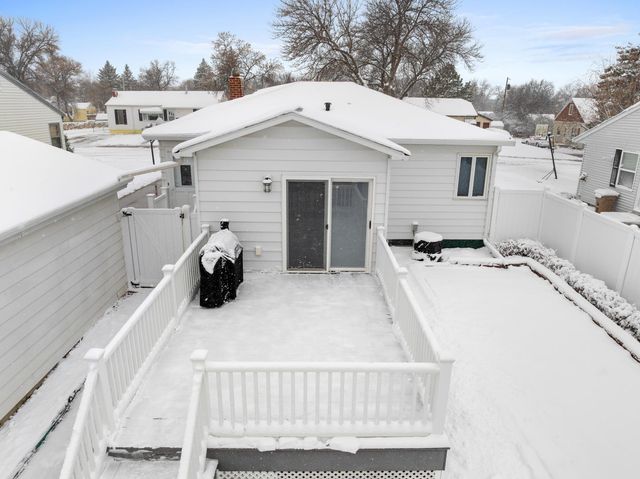 1429 5TH ST SW, Minot, ND 58701