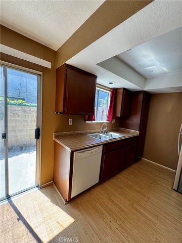 1231 Hillandale Avenue 10, La Habra, CA 90631