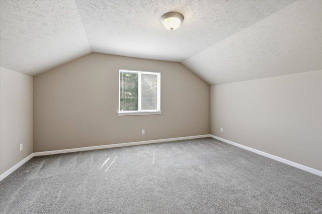 8504 N Summerhill Ln, Spokane, WA 99208