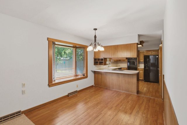 1613 N West Lynn, Wichita, KS 67212