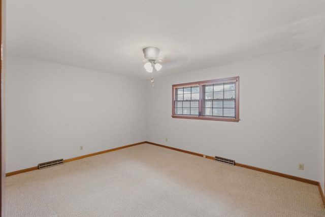 1613 N West Lynn, Wichita, KS 67212