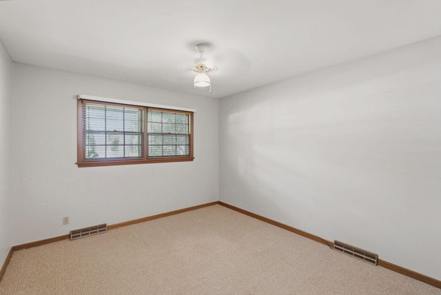 1613 N West Lynn, Wichita, KS 67212