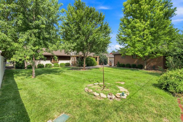 1613 N West Lynn, Wichita, KS 67212