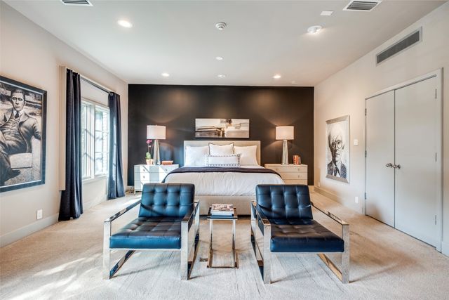 4678 Christopher Place, Dallas, TX 75204