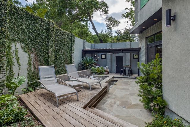 4678 Christopher Place, Dallas, TX 75204