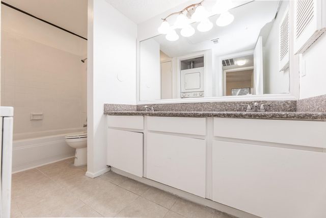 10047 Westpark Drive 14, Houston, TX 77042