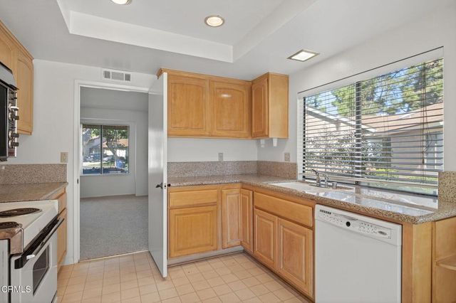 17164 Village 17, Camarillo, CA 93012