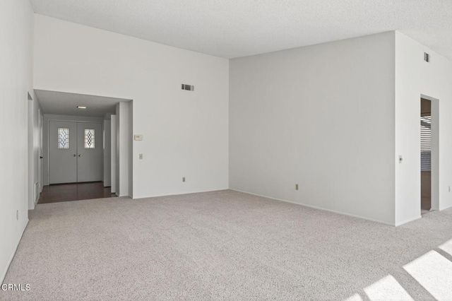 17164 Village 17, Camarillo, CA 93012