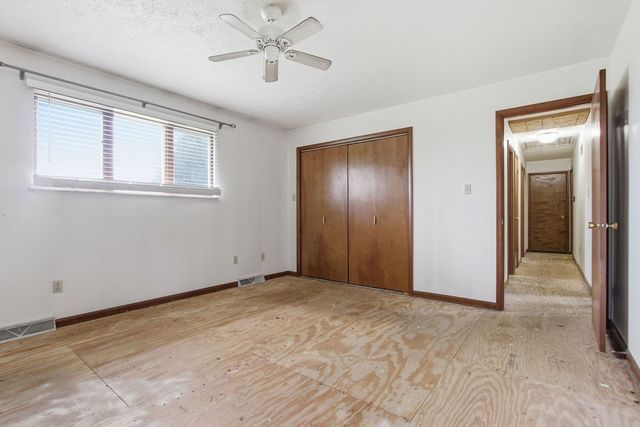 116 Woodland Acres Lane, Rostraver, PA 15012