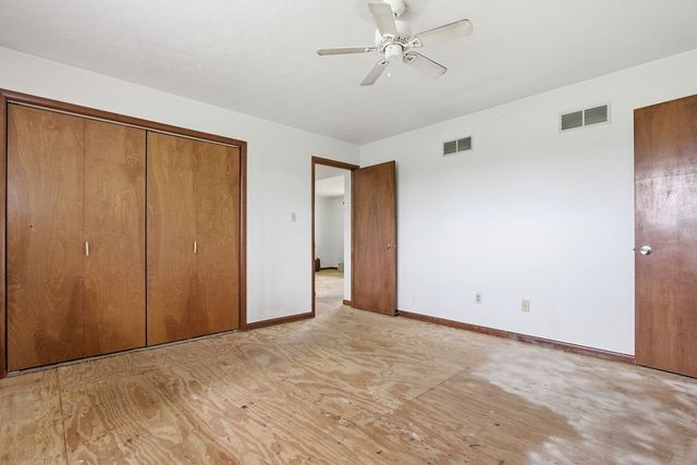 116 Woodland Acres Lane, Rostraver, PA 15012