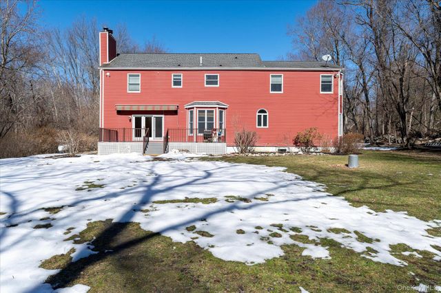 3 Moore Drive, Yorktown Heights, NY 10598