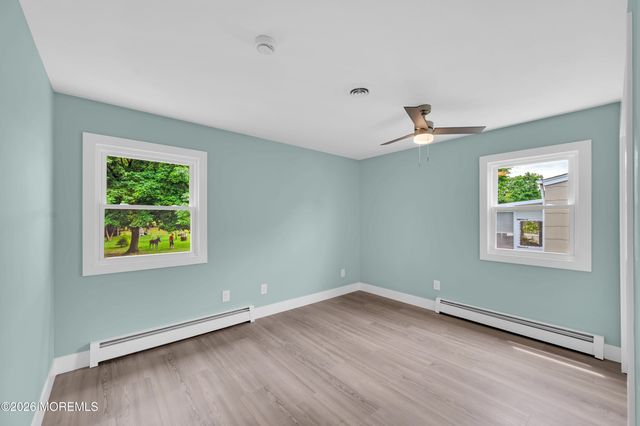 103 Edgewater Court, Toms River, NJ 08757