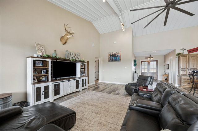 2224 Maler Road, Sealy, TX 77474