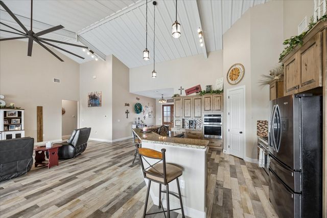 2224 Maler Road, Sealy, TX 77474