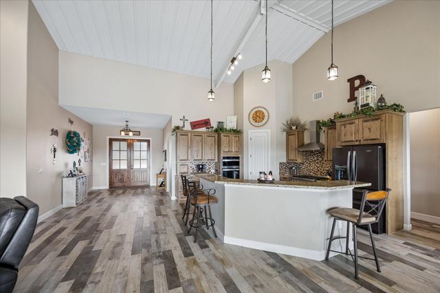 2224 Maler Road, Sealy, TX 77474