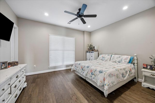 2224 Maler Road, Sealy, TX 77474