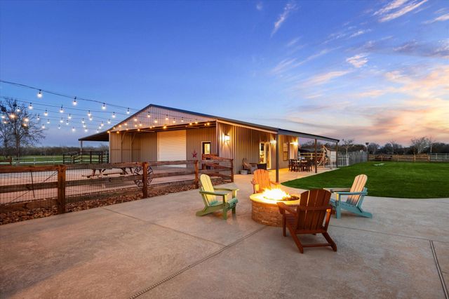 2224 Maler Road, Sealy, TX 77474