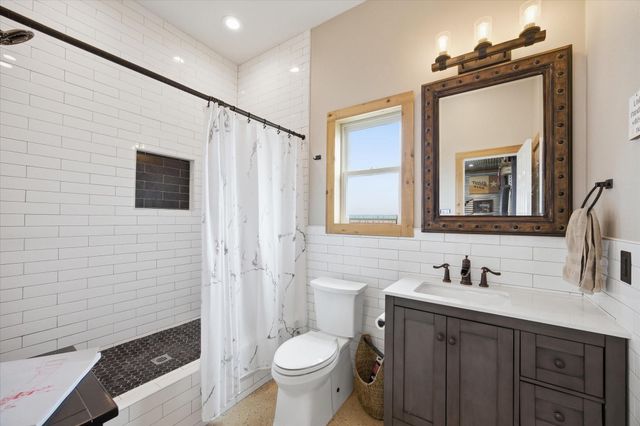 2224 Maler Road, Sealy, TX 77474