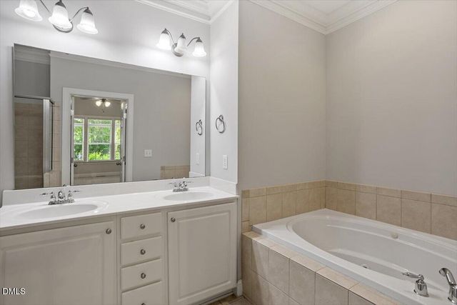 10905 Flower Bed Court, Raleigh, NC 27614