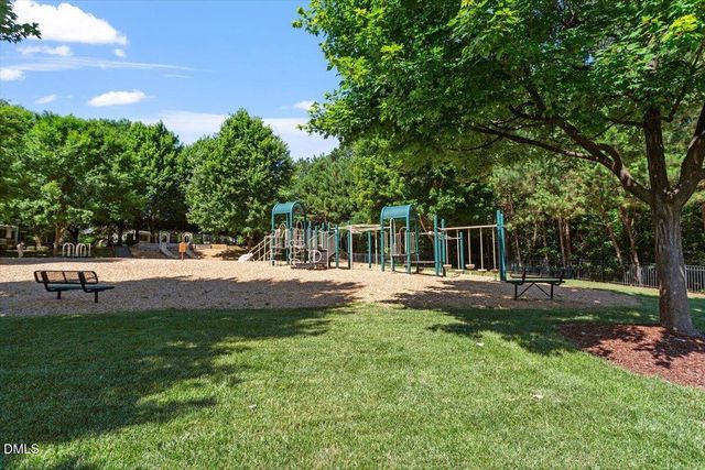 10905 Flower Bed Court, Raleigh, NC 27614