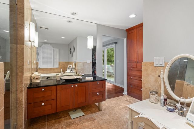 8340 W 145th Place, Orland Park, IL 60462