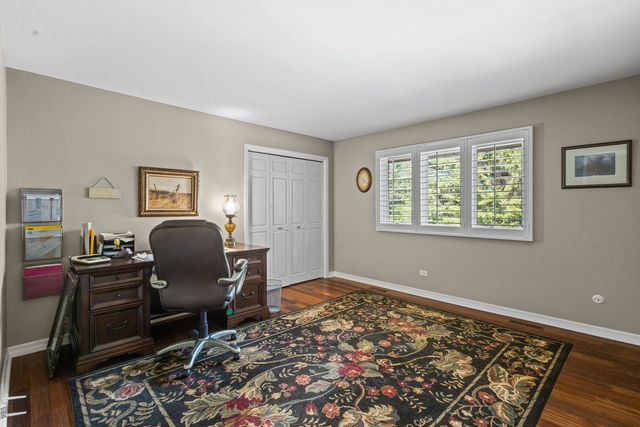 8340 W 145th Place, Orland Park, IL 60462