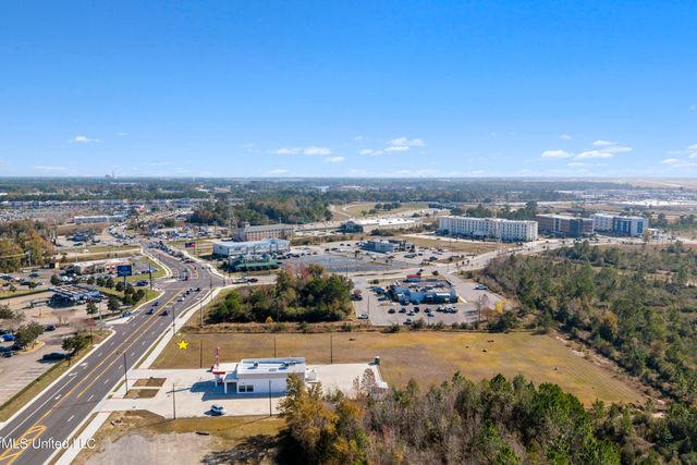 15465 Landon Road, Gulfport, MS 39503