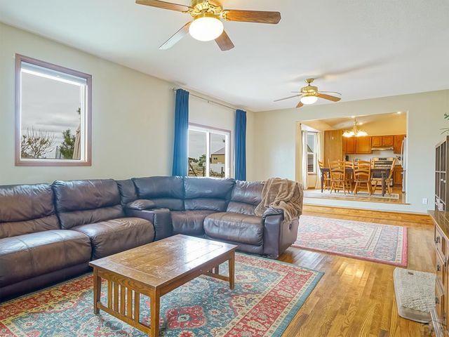 745 W Calle Allegre Dr, Pueblo West, CO 81007