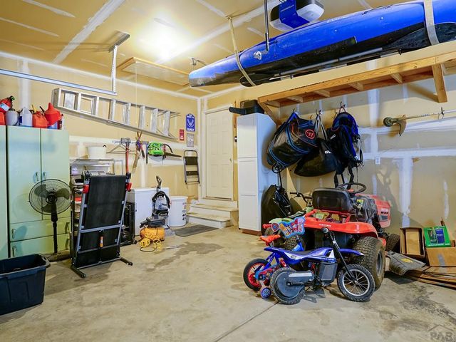 745 W Calle Allegre Dr, Pueblo West, CO 81007