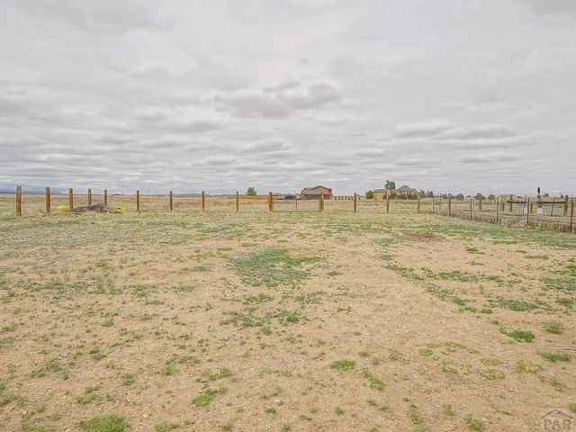 745 W Calle Allegre Dr, Pueblo West, CO 81007