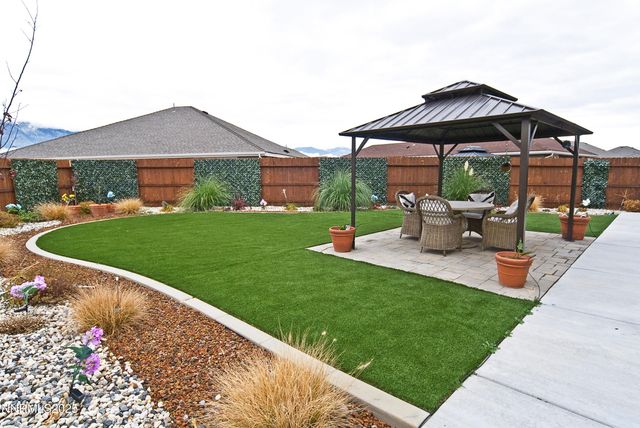 768 E Cottage Loop, Gardnerville, NV 89460