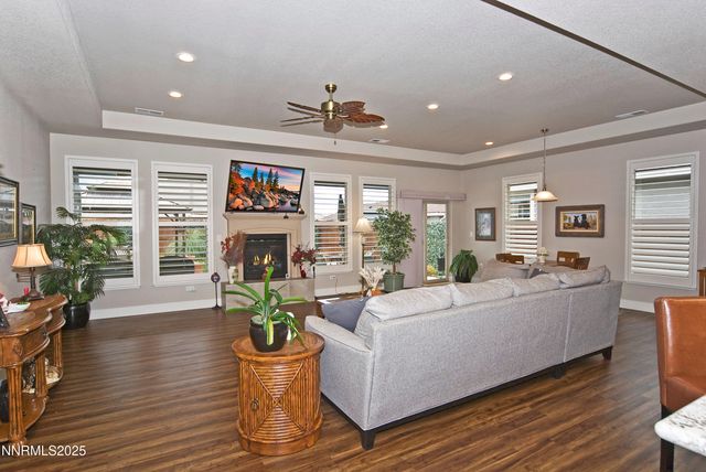 768 E Cottage Loop, Gardnerville, NV 89460