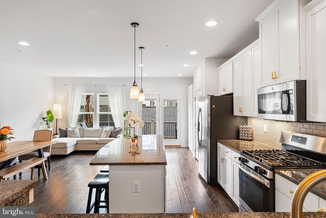 418 REDBRIDGE ST, Middle River, MD 21220