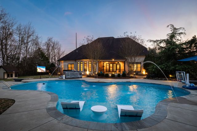 400 Ernest Rice Ln, Franklin, TN 37069