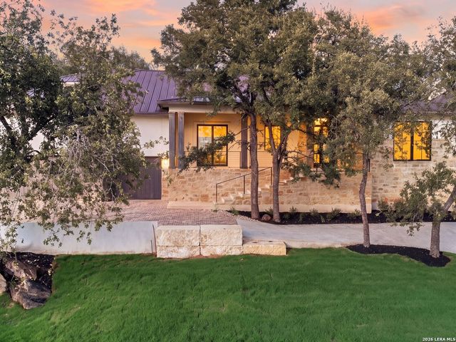 1317 Cats Eye, Horseshoe Bay, TX 78657