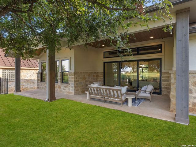 1317 Cats Eye, Horseshoe Bay, TX 78657