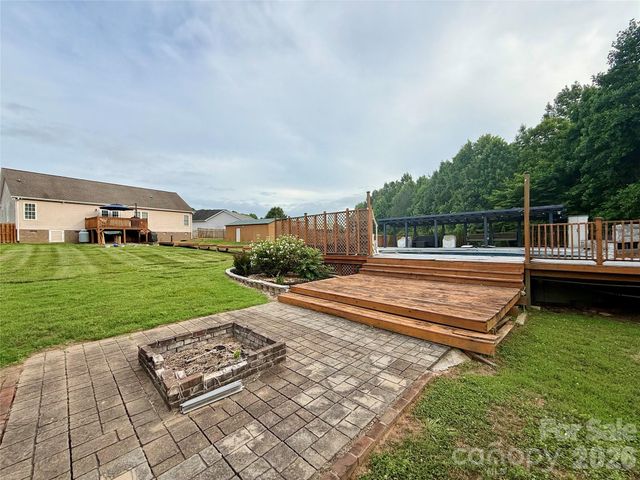 5700 Aspiran Drive, Catawba, NC 28609