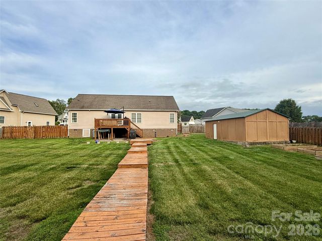 5700 Aspiran Drive, Catawba, NC 28609