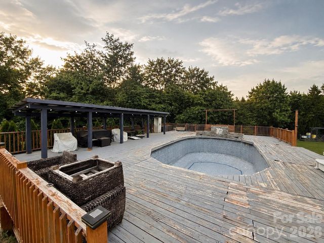 5700 Aspiran Drive, Catawba, NC 28609