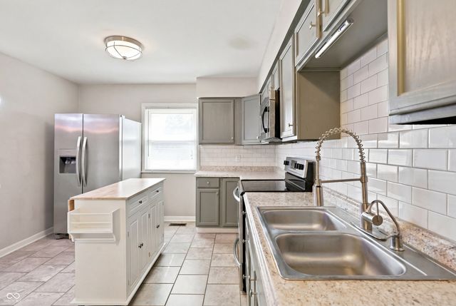 2340 Gerrard Avenue, Speedway, IN 46224