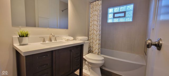 1905 E 75th Street, Indianapolis, IN 46240