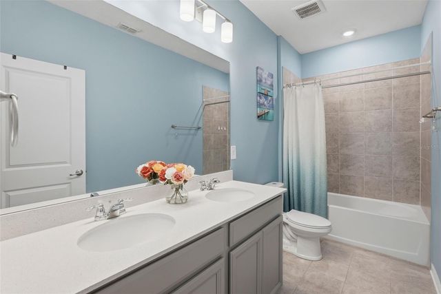 10808 WHITLAND GROVE DRIVE, Riverview, FL 33578