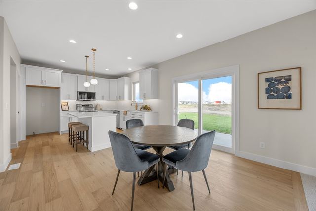 3456 Quartz Drive, Marion, IA 52302