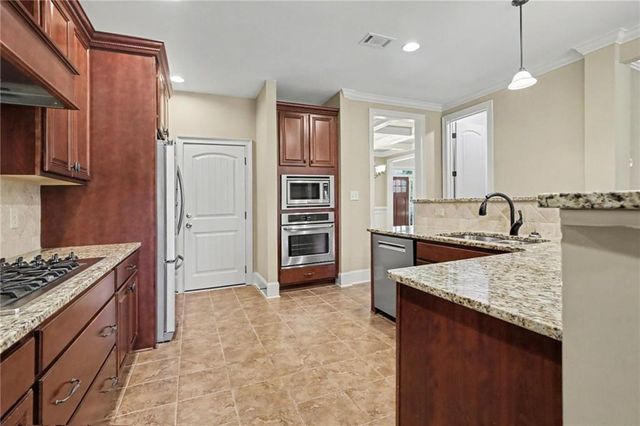 106 Waterlace Way, Fayetteville, GA 30215